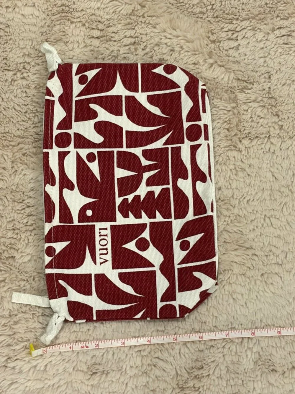 Vuori x Cody Hudson Holiday Canvas Travel Pouch Cosmetic Bag Strawberry Red‎